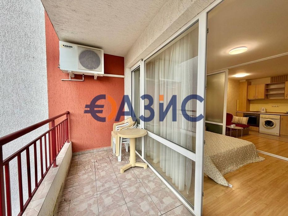 Продава се Тристаен апартамент в к.к. Слънчев бряг - 76 кв.м за 594 €/кв.м - Снимка #13