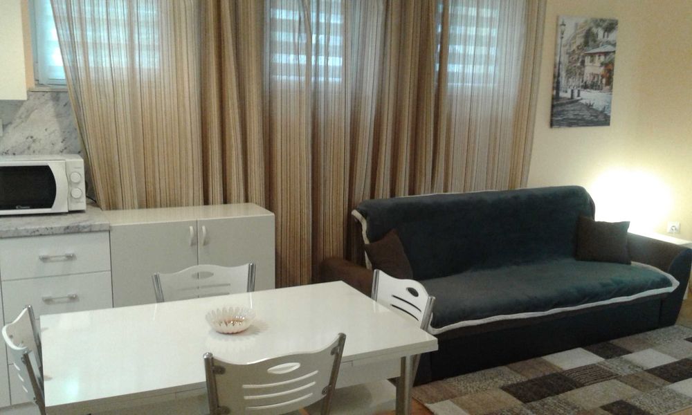 Дава се под наем Двустаен апартамент в Варна, Бриз - 81 кв.м за 600 € - Снимка #7