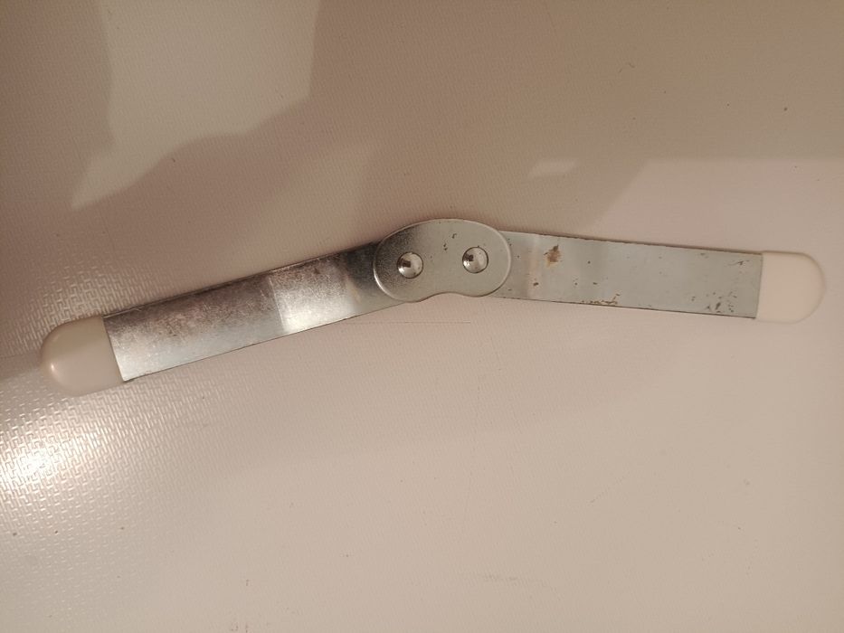 Ортез предназначен для фиксации коленного сустава