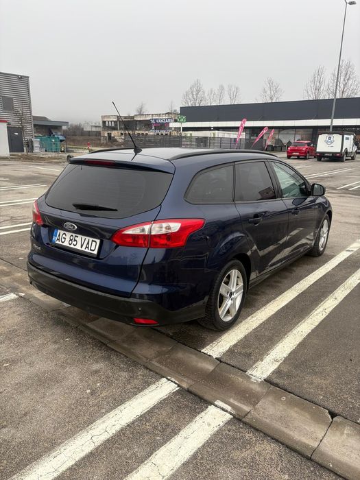 FORD Focus 2011 — imagine 4