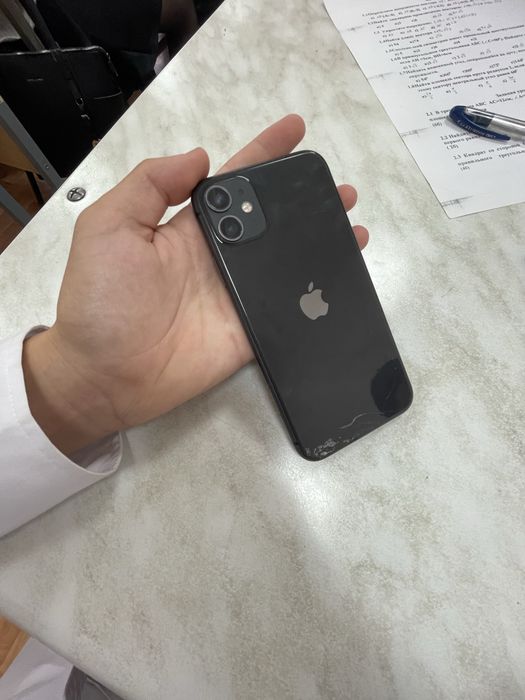 Продам или обменяю Iphone 11