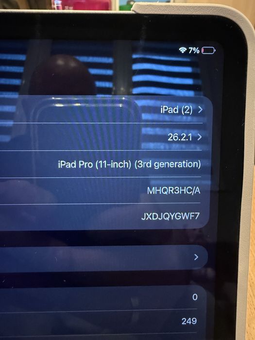 Ipad Pro 11 M1 3rd Generation + Logitec Combo Touch + Apple Pencil