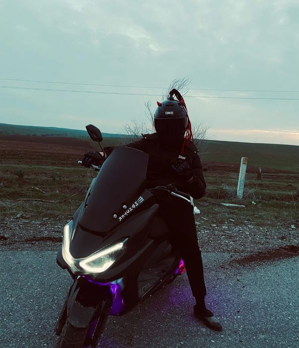 Новый мопед продам