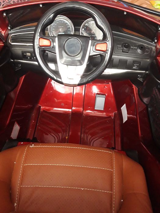 Акумулаторен детски джип