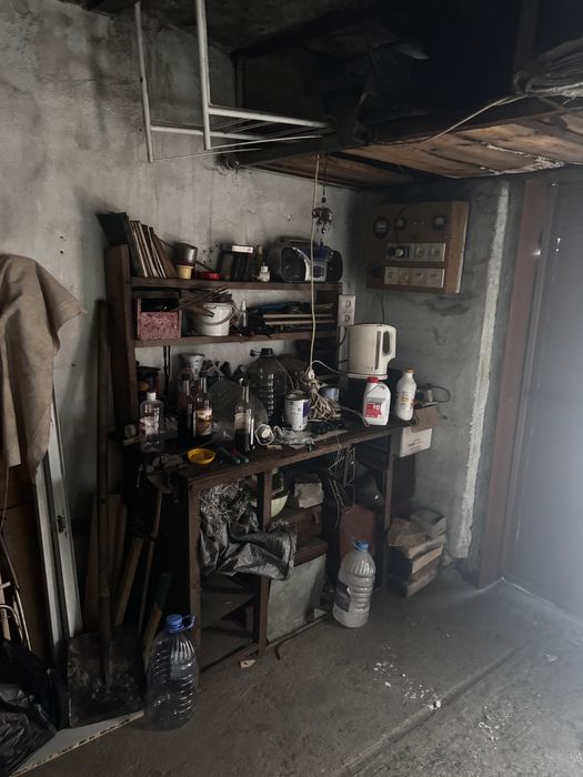 Продам гараж в 10 обществе.