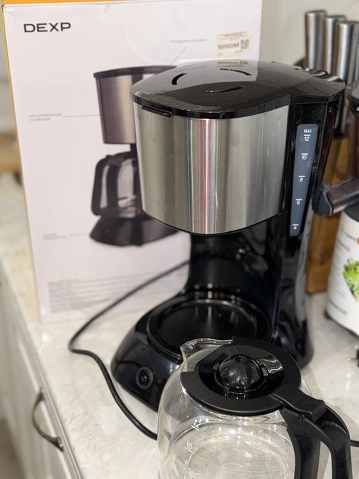 Абсолютно новая кофеварка