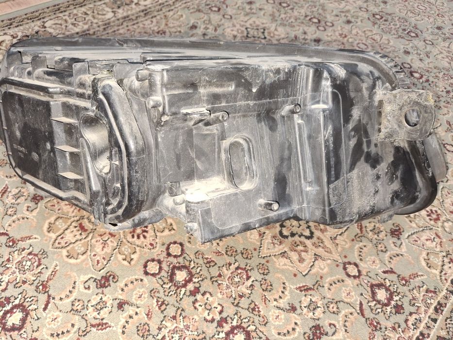 Фара левая Ауди А6