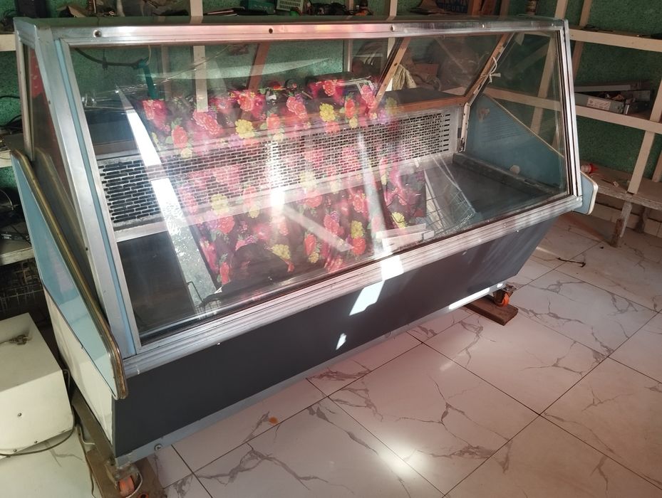 Srochna muzlatgich marazilnik veterena va kondisaner sotiladi