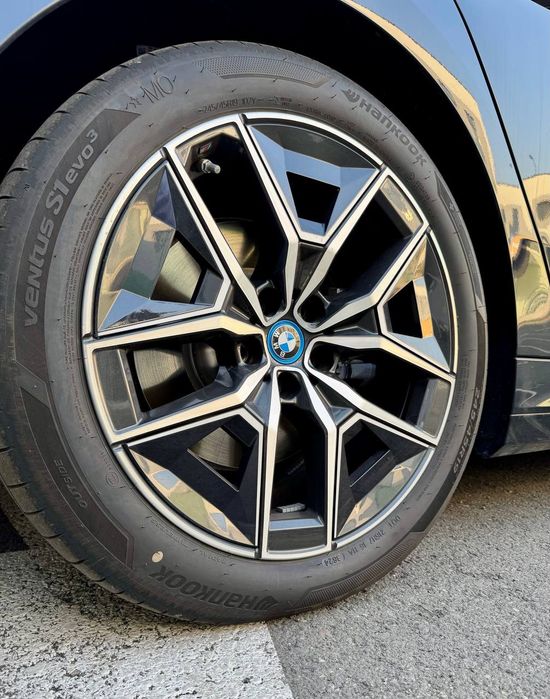 BMW I 5 2024 electro 35L