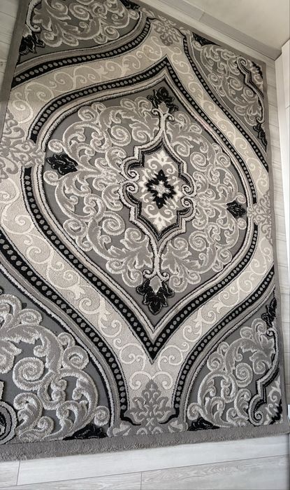 Продам ковер,б/у,серого цвета,размер 150/230