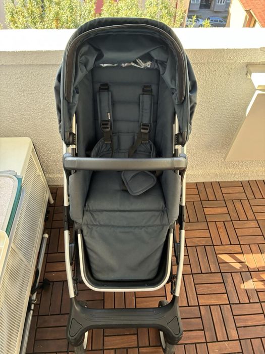 Детска  количка + кош за новородено Thule Sleek Navy Blue в Синьо