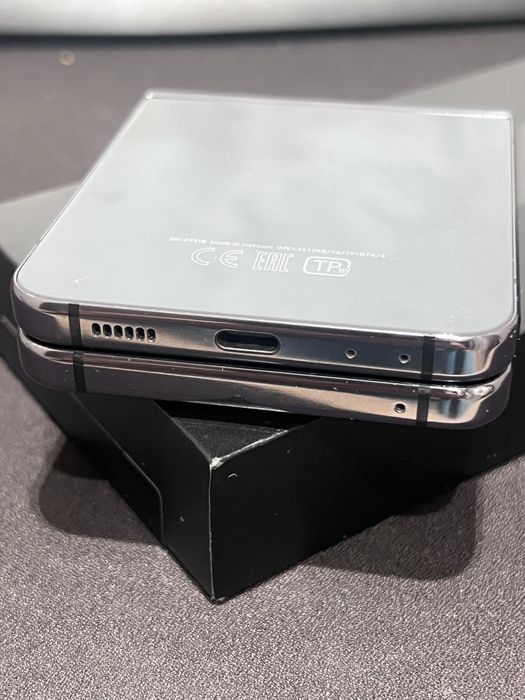 Samsung z flip 5