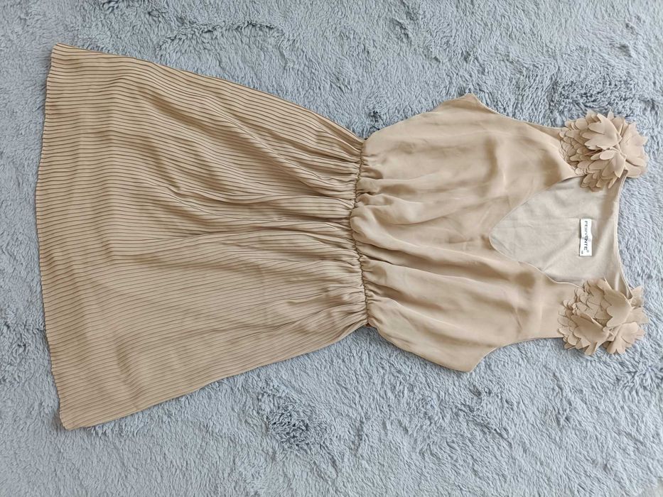 Rochie voal purtata 1 dată