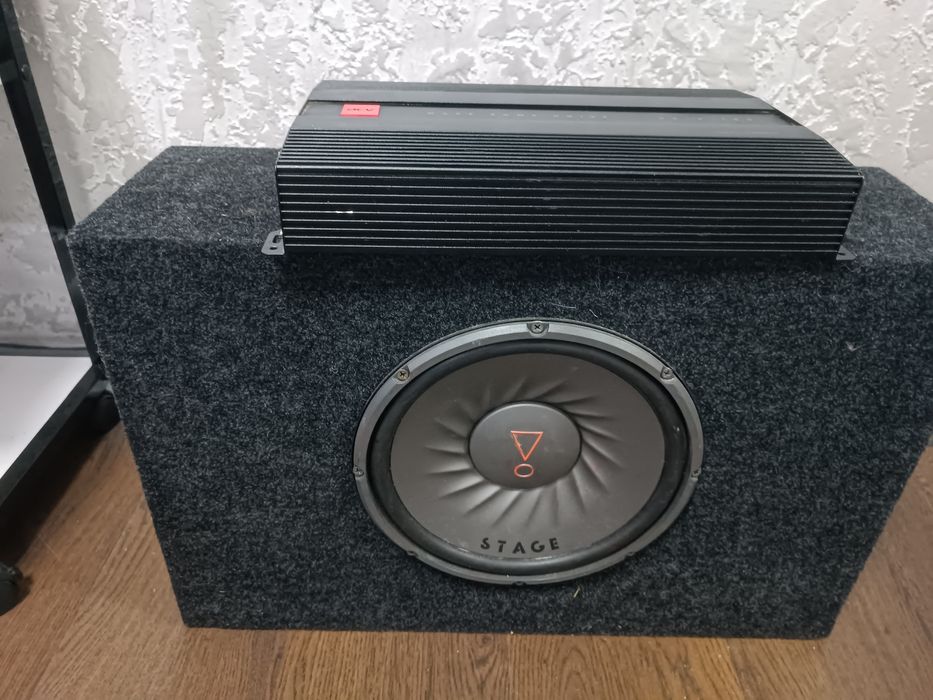 Сабвуфер с усилителем