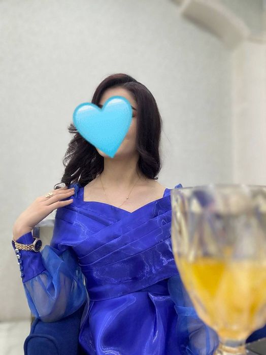 Vechrni koʻylak sotiladi