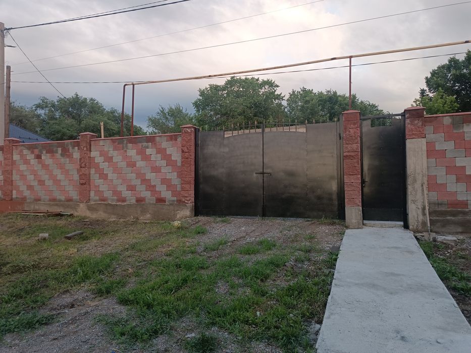 Участок 8 соток с времянкой