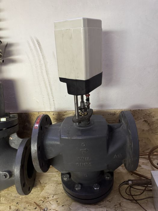 Регулятор перепада давления сидельный клапан