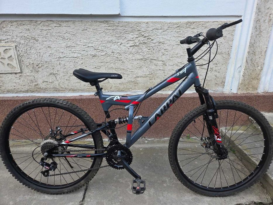 Bicicleta CARPAT ZTX C2642A, cadru otel, 18 viteze, culoare gri/rosu