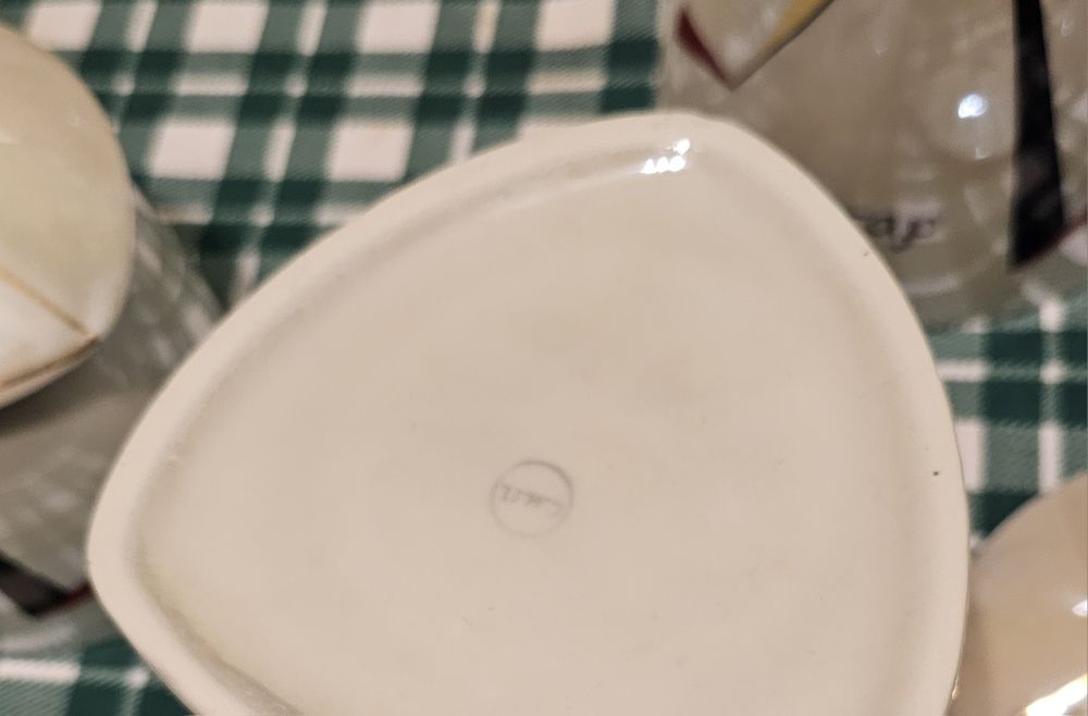 Порцеланов сервиз за подправки, порц. сосиера