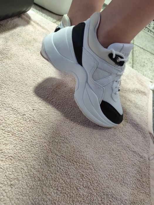 Guess Sneakers Adidasi Dama