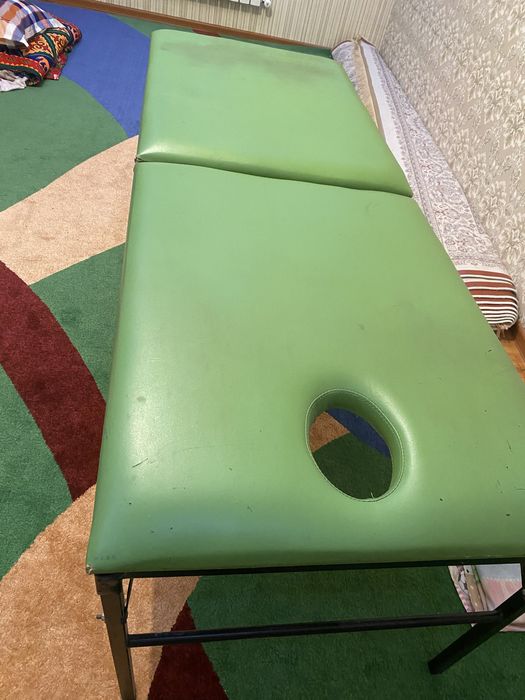 Кушетку продаем