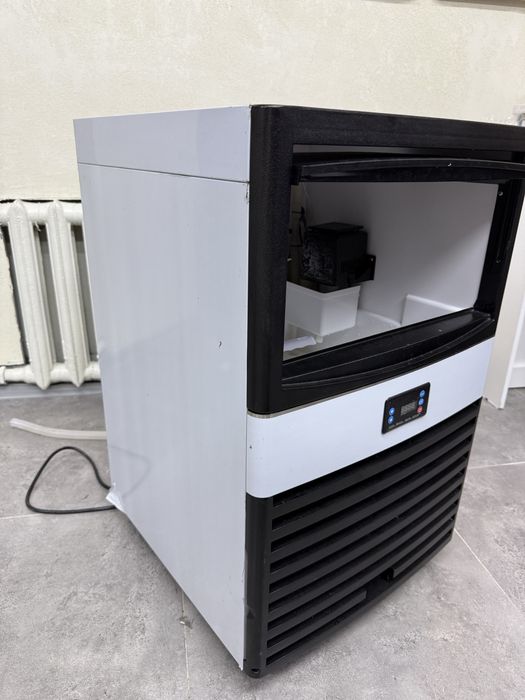 Льдогенератор DIMC 40