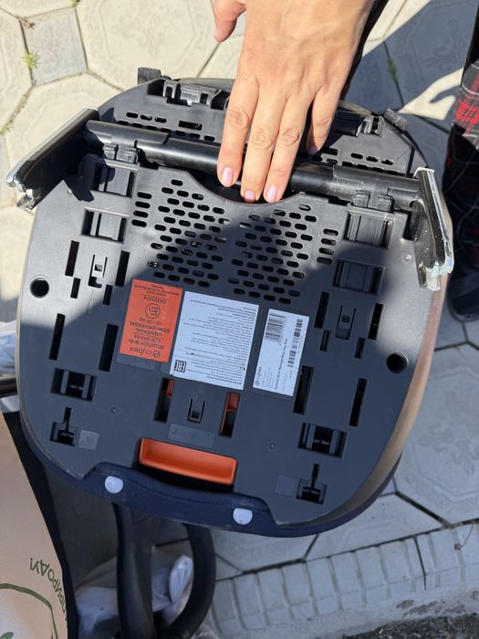 Продам автокресло cybex
