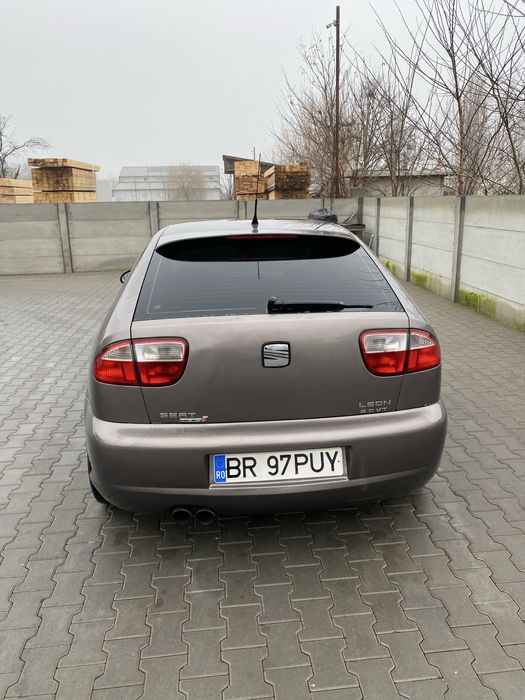 Vând Seat Leon 1M
