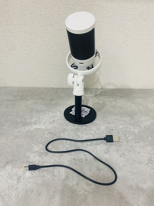 Микрофон в отличном состоянии.  4000 тг.