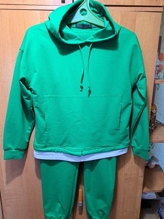 Спортивный костюм