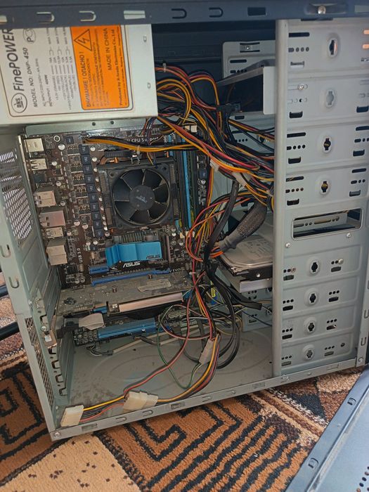 продаю компьютеры на запчасти