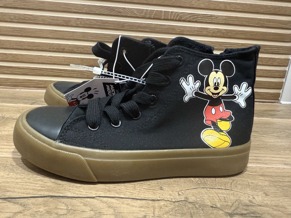 Обувки за момчета