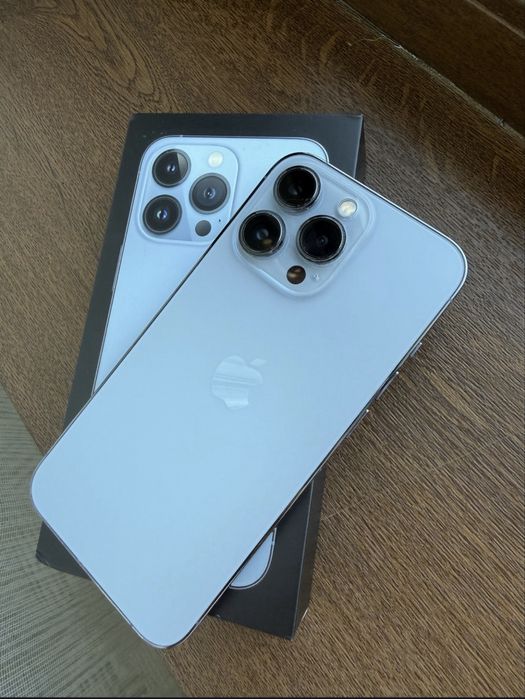 айфон 13 продам в хорошем состоянии