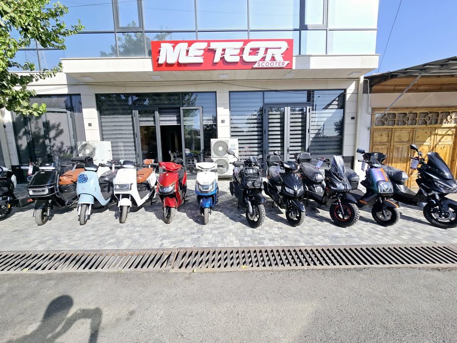 Skuter TANK "Meteor brendi ostida 1 qo'ldan