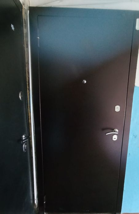 Продам 3 - комнатную квартиру