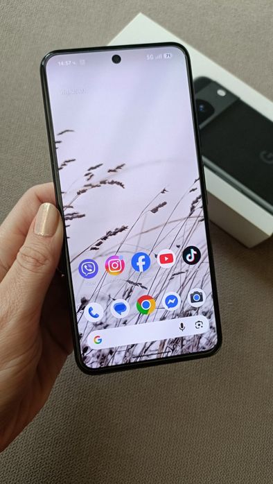 Google Pixel 8 128GB розова линия