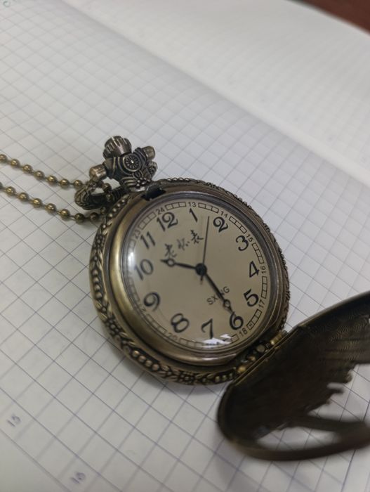 Красивые карманные часы на цепочке — сувенир/подарок
