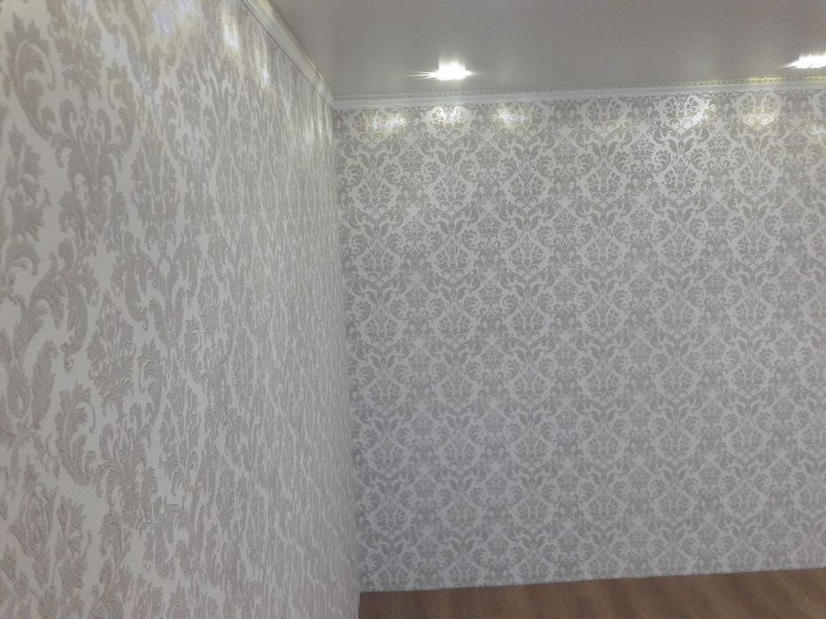Поклейка обоев. Ремонт