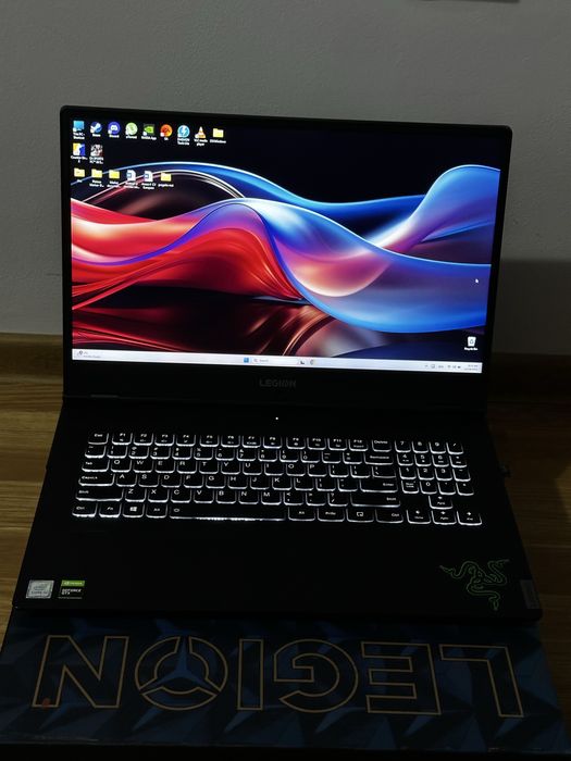 Lenovo legion 17 inch Laptop Gaming + facura si bon altex