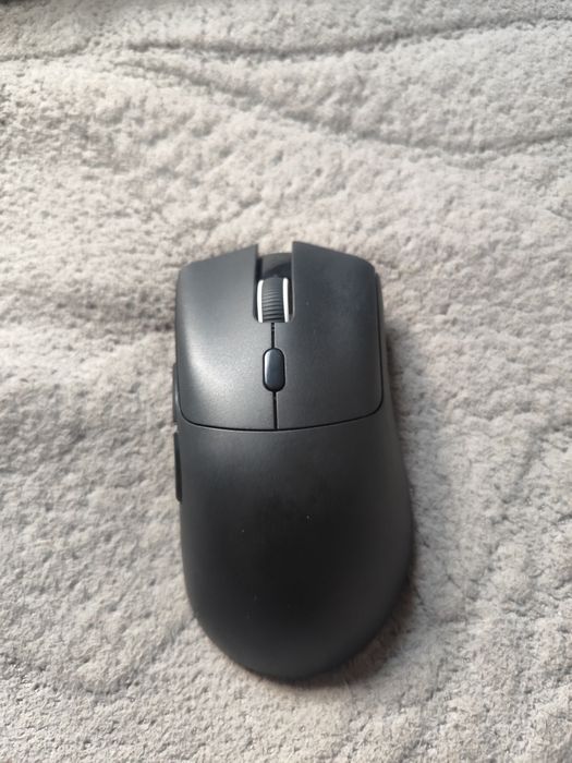 Продаю Attack Shark R1