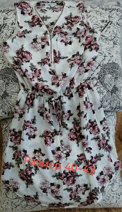 Продам новые платья.