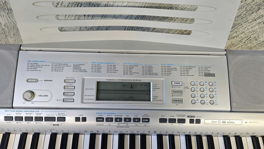 Синтезатор/пианино Casio