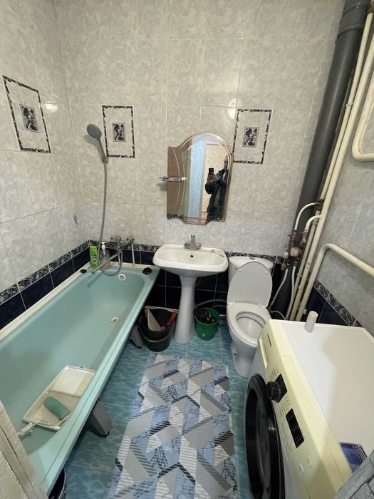 Продажа 1-комнатной квартиры, 8мкрн 2д