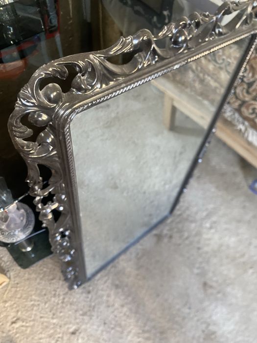 Зеркало для спальни