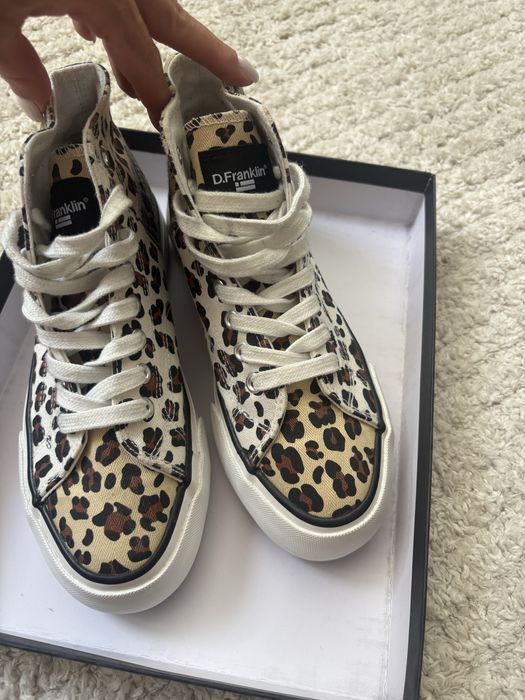 Дамски кецове на DR. FRANKLIN