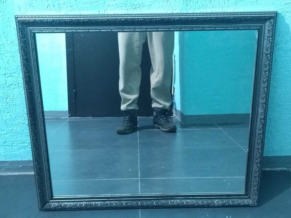 Зеркало настенное