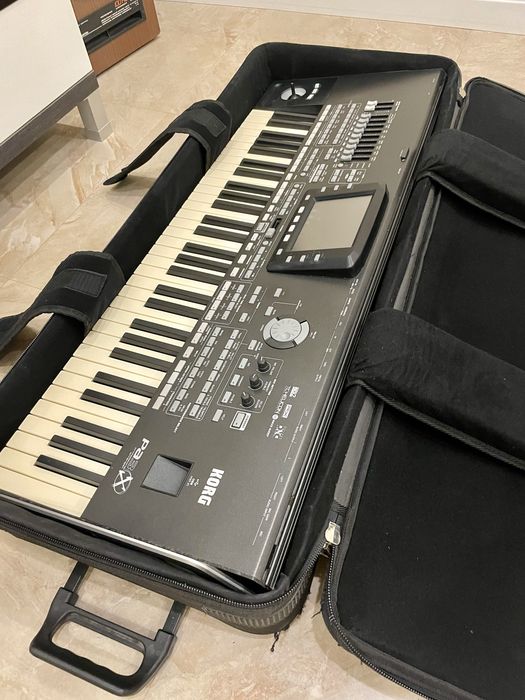 Професионален аранжор KORG Pa3X