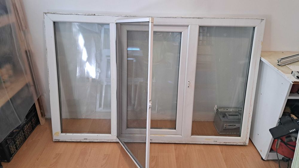 Vând ferestre termopan SH  – scoase la reabilitare bloc, stare F. Buna