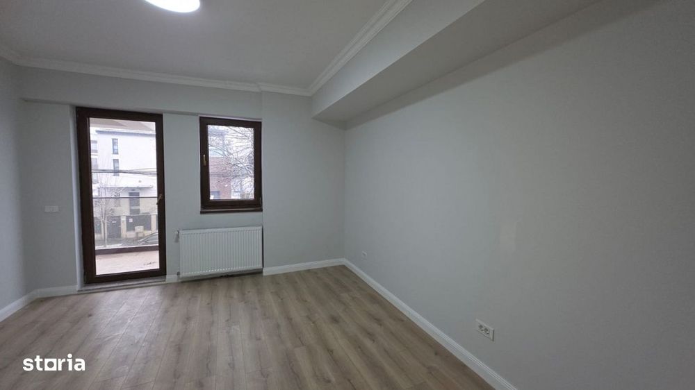3 Camere Damaroaia bl nou