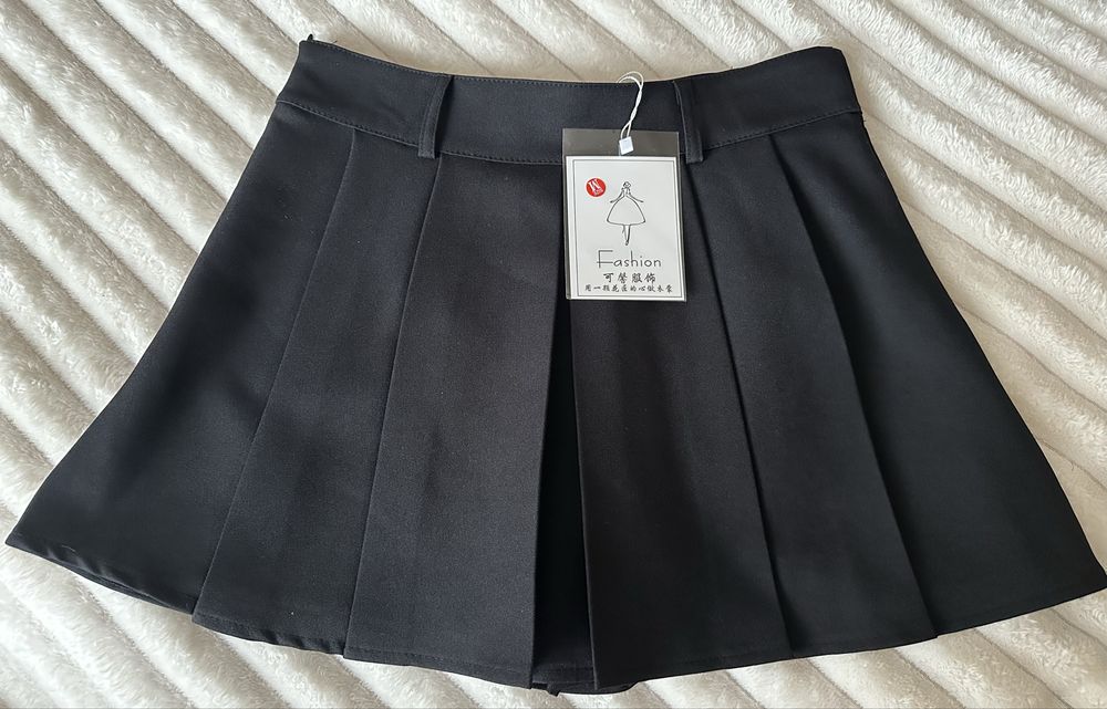 Юбка абсолютно новая